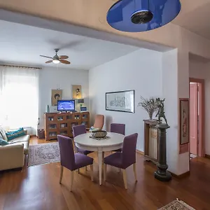 Apartment Living In San Peter, Rome