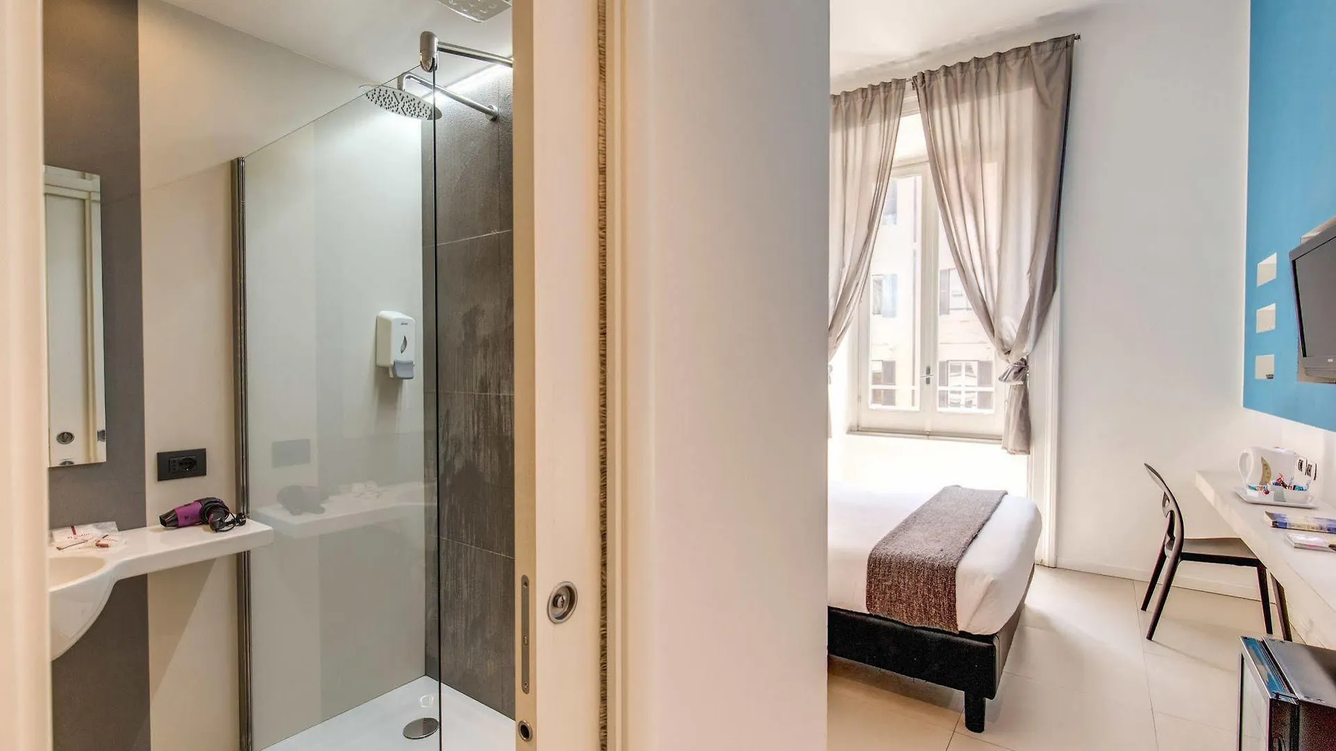 Bed and Breakfast Ecce Roma 3*, Rzym